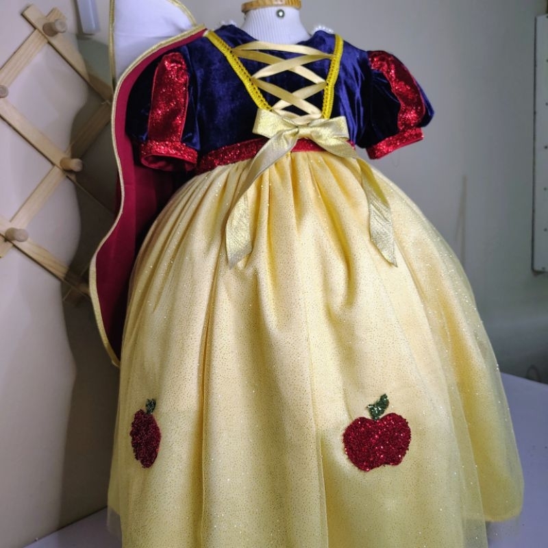 branca de neve, vestido branca de neve luxuoso, festa branca de neve, vestido princesa, princesa, festa das princesas.