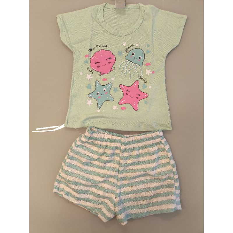 Conjunto Infantil Menina Tamanho 2. Blusa/Regata com Shorts/Shorts Saia.