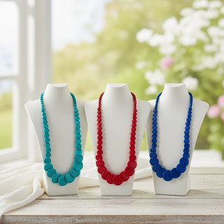 Colar Feminino Boho Pedras Howlita – Maxi Colar Artesanal Várias Cores