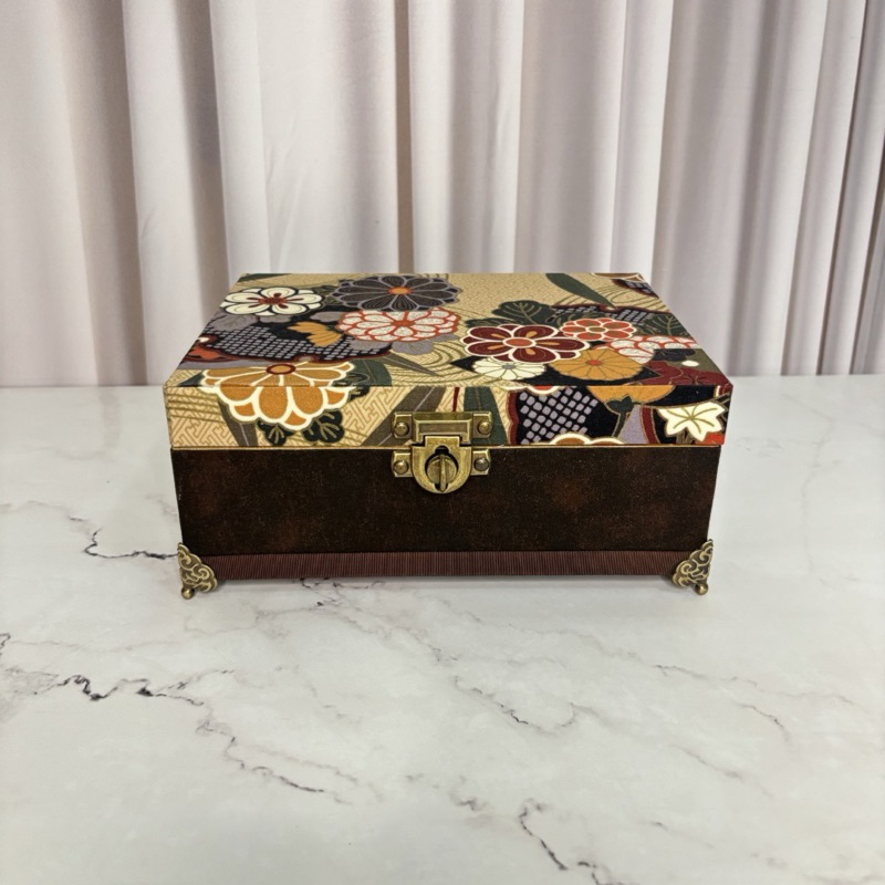 Caixa para relógios em Cartonagem - Capacidade: 6 relógios