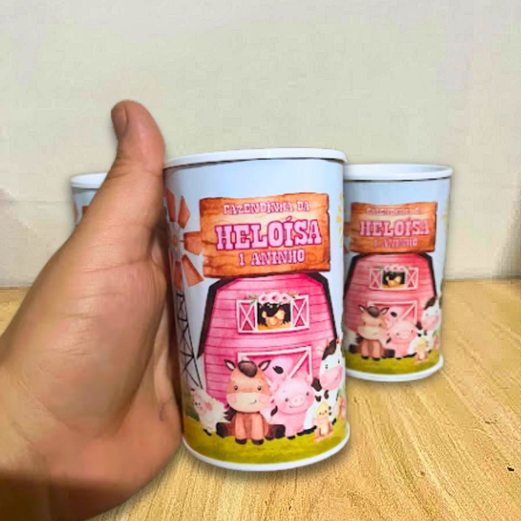 Cofrinho Personalizado Fazendinha Menina 6x9,5cm | Lembrancinha Festa Infantil | Aniversário 1 Ano | Todos os Temas