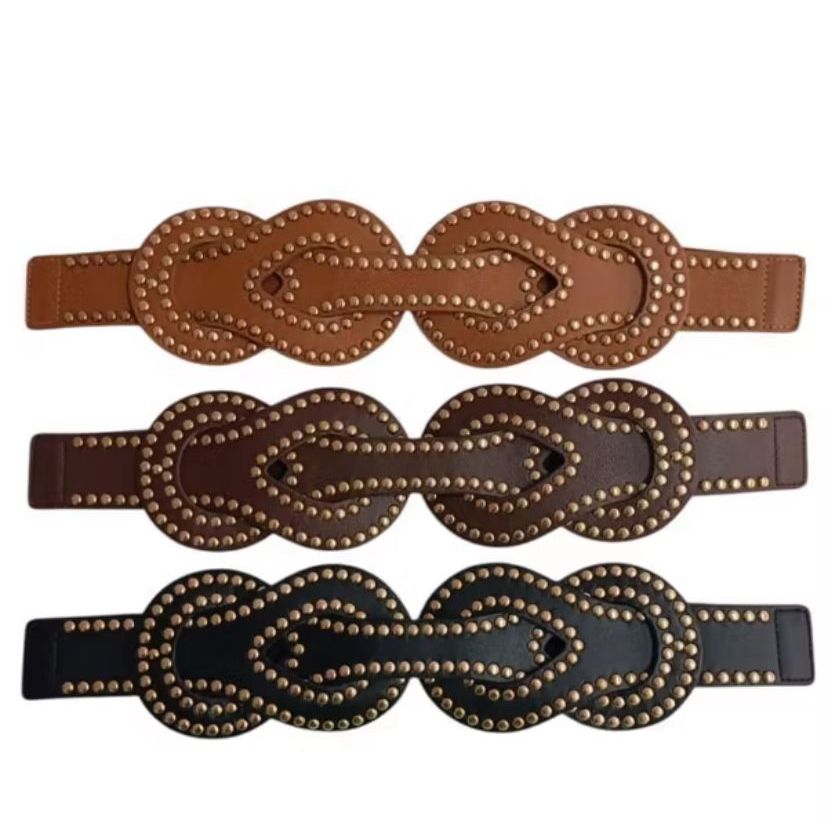 Cinto Vintage Boêmio com Rebites para Mulheres - Acessório de Estilo Punk com Fivela