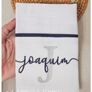 FRALDA DE BOCA ou OMBRO ou PASSEIO - QUALIDADE PREMIUM- BORDADA PERSONALIZADA em Oferta na Shopee