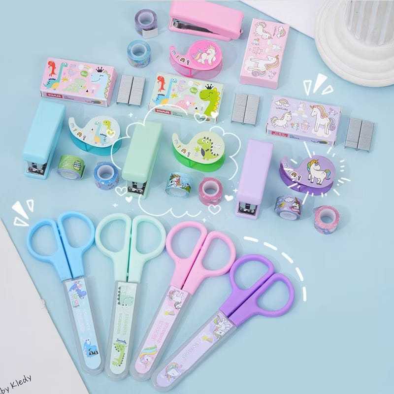 Kit Escolar 5 em 1 Infantil | Grampeador Tesoura Fita Presente | Seguro e Completo