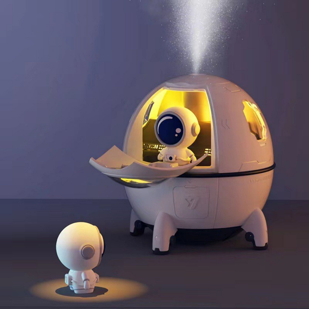 Umidificador de Ar Astronauta 220ml Luz LED Colorida Pulverizador De Névoa USB novete