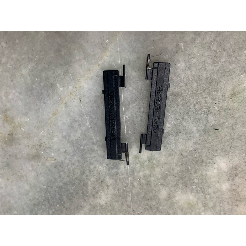 Tampas memory card PlayStation 2 slim scph 77006 usado leia