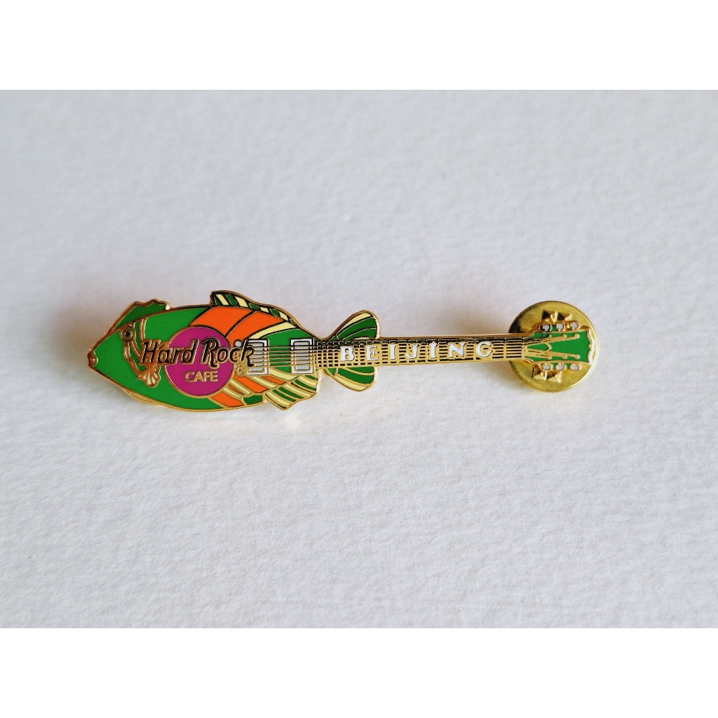 Pin / Broche - Hard Rock Cafe - Beijing - Fish Guitar Series