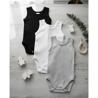 Kit Três Body Regata Sem Manga Cavado Infantil Bebe P M G- B em Oferta na Shopee