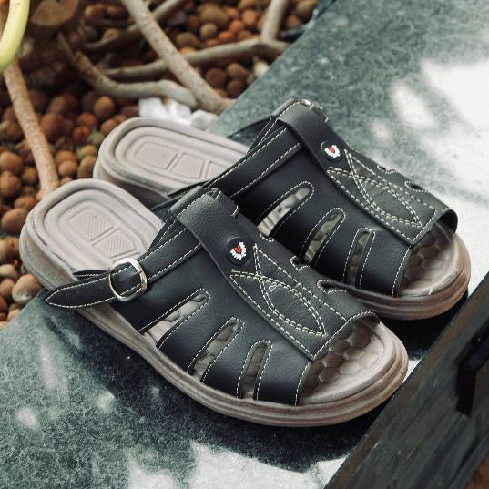 Sandália Ortopédica Masculina Anatômica em Couro Conforto Premium Fechada Alívio de Dores nos Pés