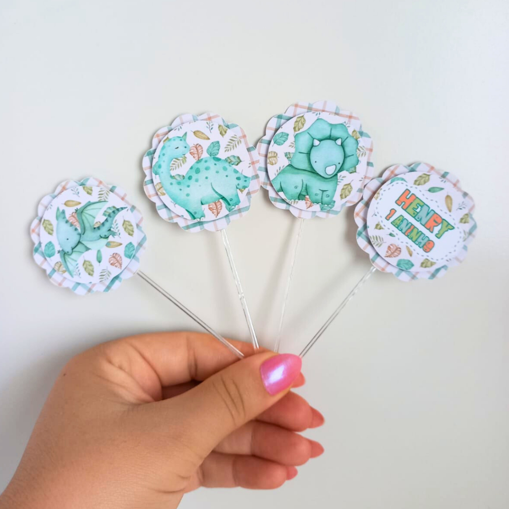 Topper de Doces ou Cupcake Dinossauro Dino 3D Personalizados /Lembrancinha de Festa /Aniversário / Festa Infantil / Chá