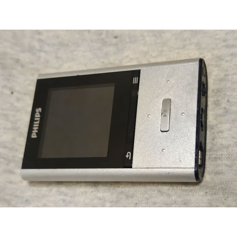 Philips Go gear 4gb. não segura carga
