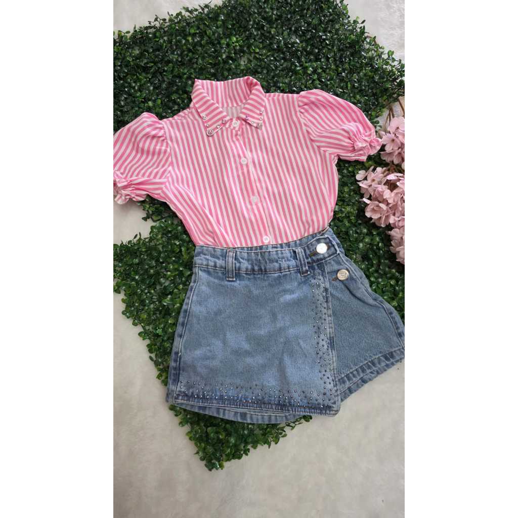Flor de Lis - Conjunto Menina Camisa Gola Pedraria e Short Saia Jeans Strass 4 ao 12 Anos