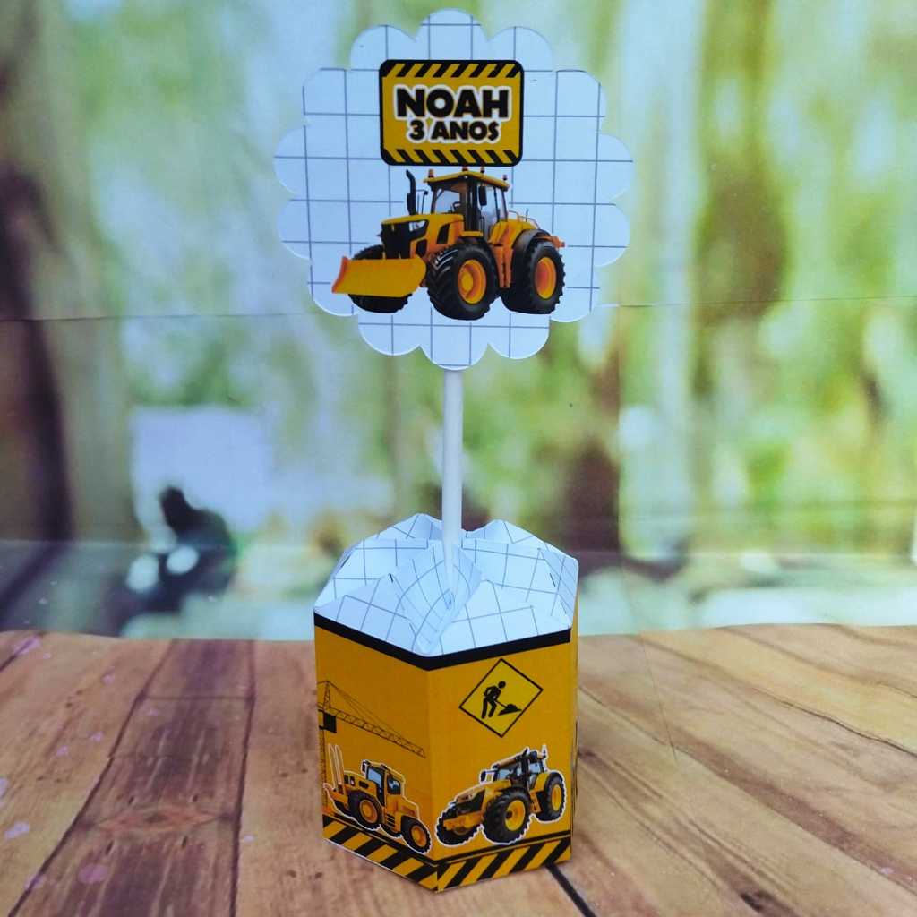 PEGUE e MONTE - Centro de Mesa Sextavado - Tema Trator Amarelo - Lembrancinha de Festa Infantil Trator Amarelo