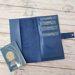 Capa para passaporte família - Para 4 lugares - PERSONALIZO NA CAPA E COM NOMES INTERNOS em Oferta na Shopee
