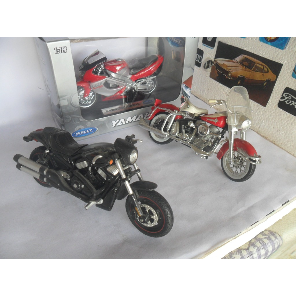 Miniatura 3 motos, duas Maisto  usadas e uma faltando setas Moto Yamaha YZF 1000 R Thunderace Welly 1/18