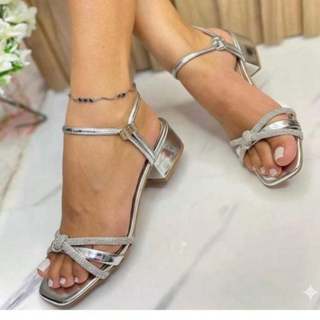 mega promoção queima de estoque Sandália Saltinho 4 cm Tira de Strass Brilho Nó Calce Fácil l elegante dia a dia