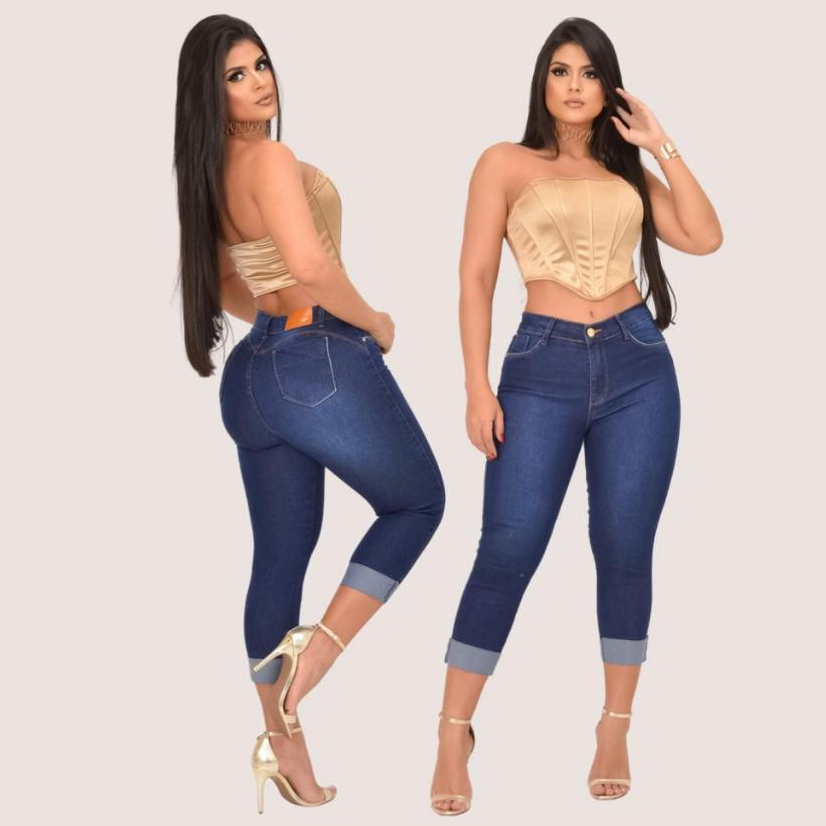 Calça Jeans Capri Com Lycra/Elastano Modelagem Empina Bumbum E Cintura Alta