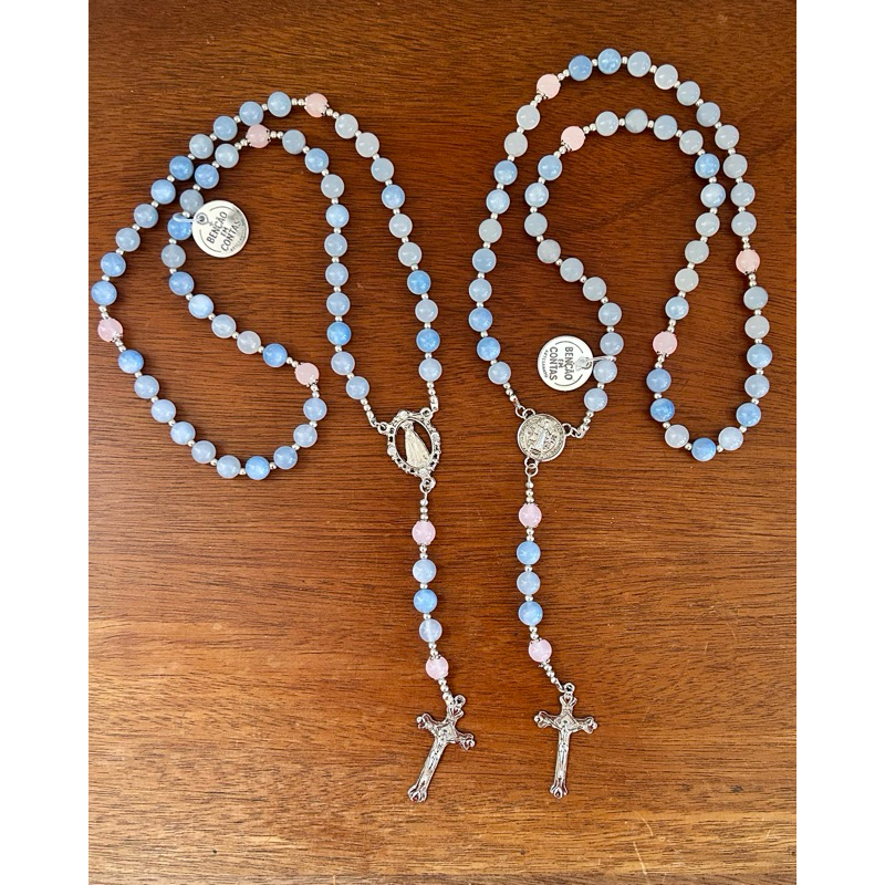 Terço Pedra Natural Aquamarine Azul Nossa Senhora Aparecida/Sao Bento Prata – Terço Católico Artesanal