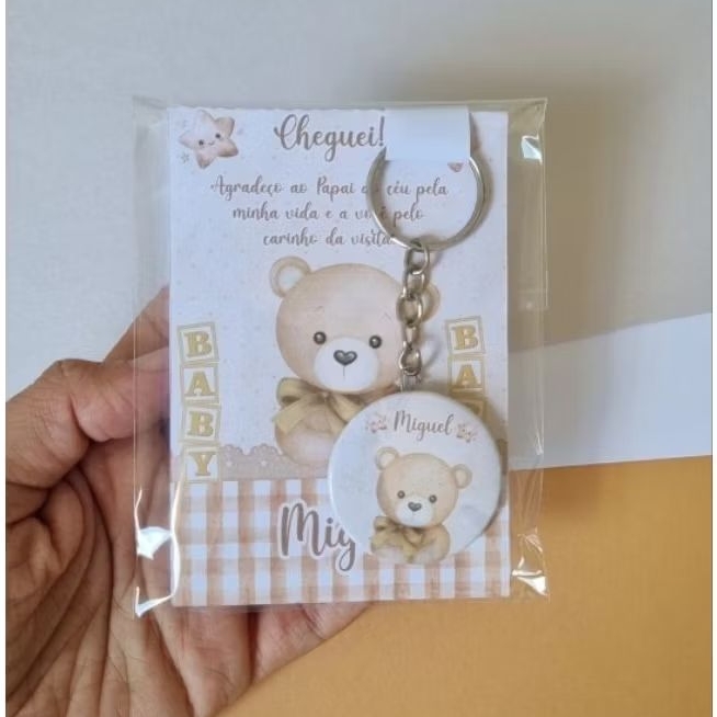 kit Lembrancinha Maternidade Ursinho Clássico Marrom Personalizado com Nome do seu Bebê Bloquinho + Chaveiro Nascimento