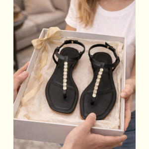 Sandália Feminina  combina com TUDO |  Rasteira Confortável com Brilho de Strass e Fivela com Regulagem | Tam. 34 ao 39