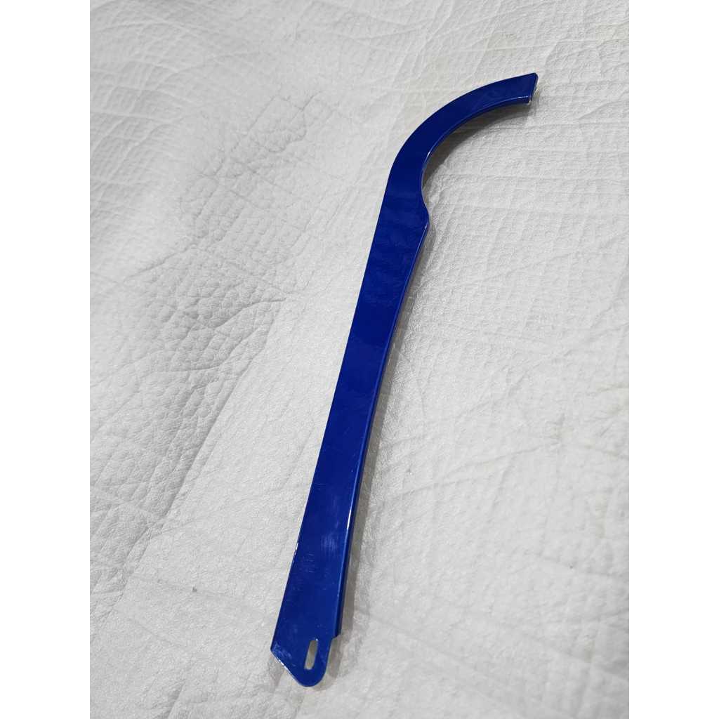 protetor de corrente de bike poti barra forte ou barra circular em aço original caloi cor azul escuro brilhante original