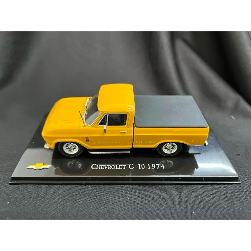 Miniatura Chevrolet C-10 1974 1:43 Ixo Amarelo