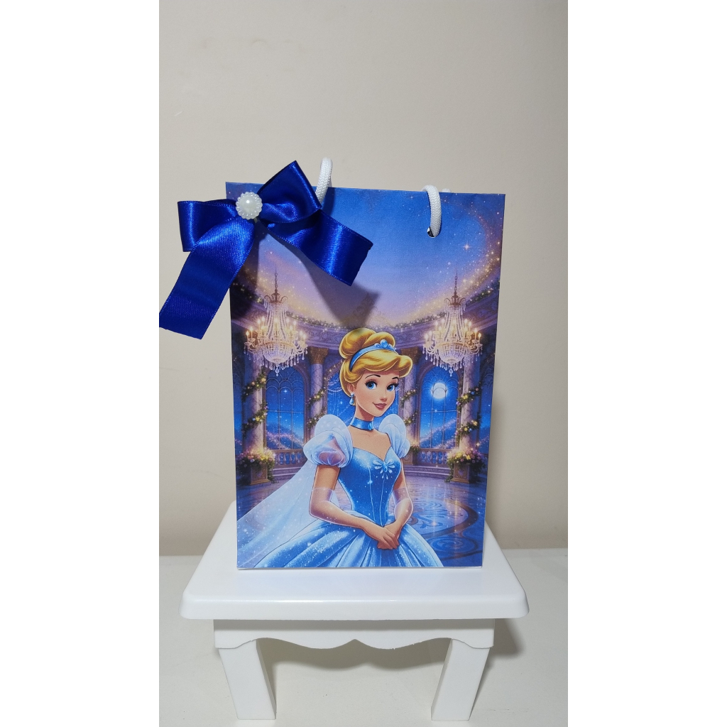 Sacolinhas Personalizadas- Tema Cinderela infantil- cute-3 modelos- Lembrancinhas- 10,20,30,40 e 50und.
