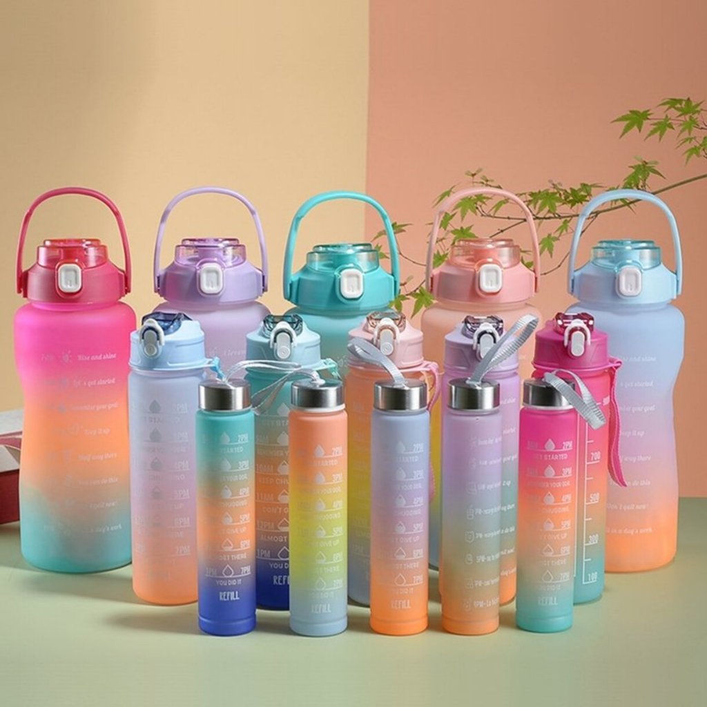 Kit Garrafa Colorida Motivacional Squeeze – 03 Peças - 2L + 800ml + 300ml, cores em degradê,