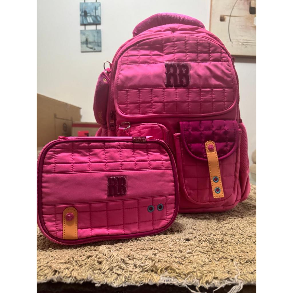 Kit Escolar Rebecca Bonbon Luxo 2026: Mochila de Costas + Estojo Box - Rosa Pink Original Soberano Stores