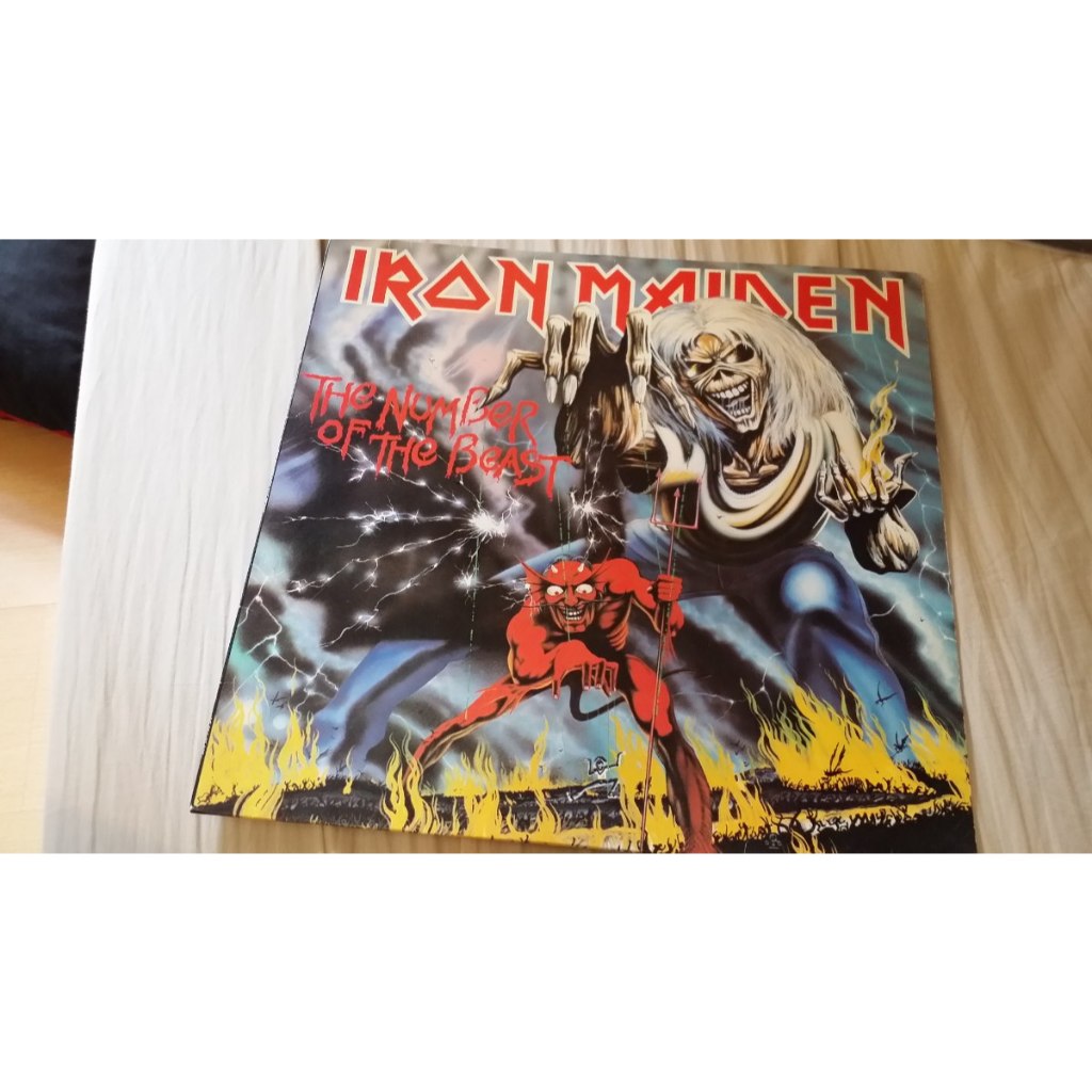 lp Vinil The Number of the Beast Iron Maiden nacional 1982 ZERADAÇO Capa com assinatura do antigo dono