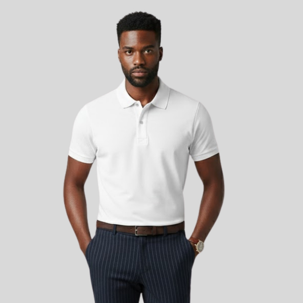 Camisa Polo em Piquê Premium com Gola e Punhos em Retilínea e Acabamento Reforçado Premium