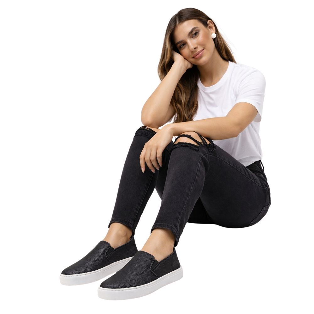 Tênis Casual Feminino Slip On Básico E Confortável