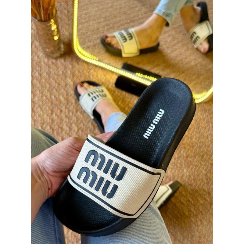 Chinelo Slide Feminino Tendência 2026 Leve e Macio-Promoção queima de Estoque