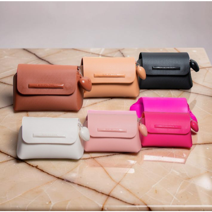 Bolsinha Feminina Suellen Pequena | Clutch com Coração Porta Maquiagem Jud Fashion Store