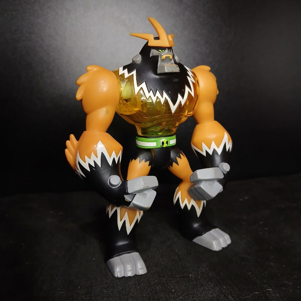 Raro Boneco Ben 10 Omniverse Shocksquatch DNA Alien Heroes Original Bandai
