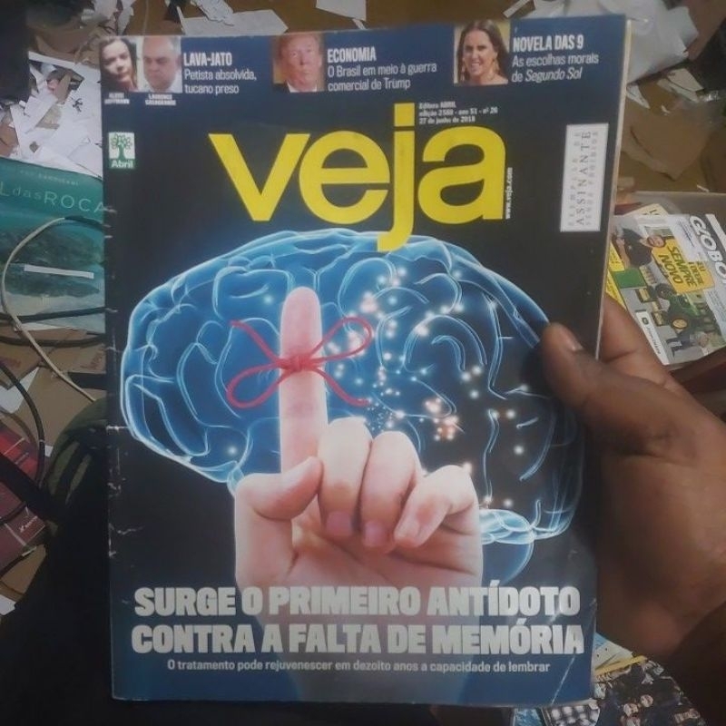 Revista Usada - Veja - Surge o Primeiro Antídoto Contra a Falta de Memória - Nº 26 Ano 51 Edição 2588 Junho 2018