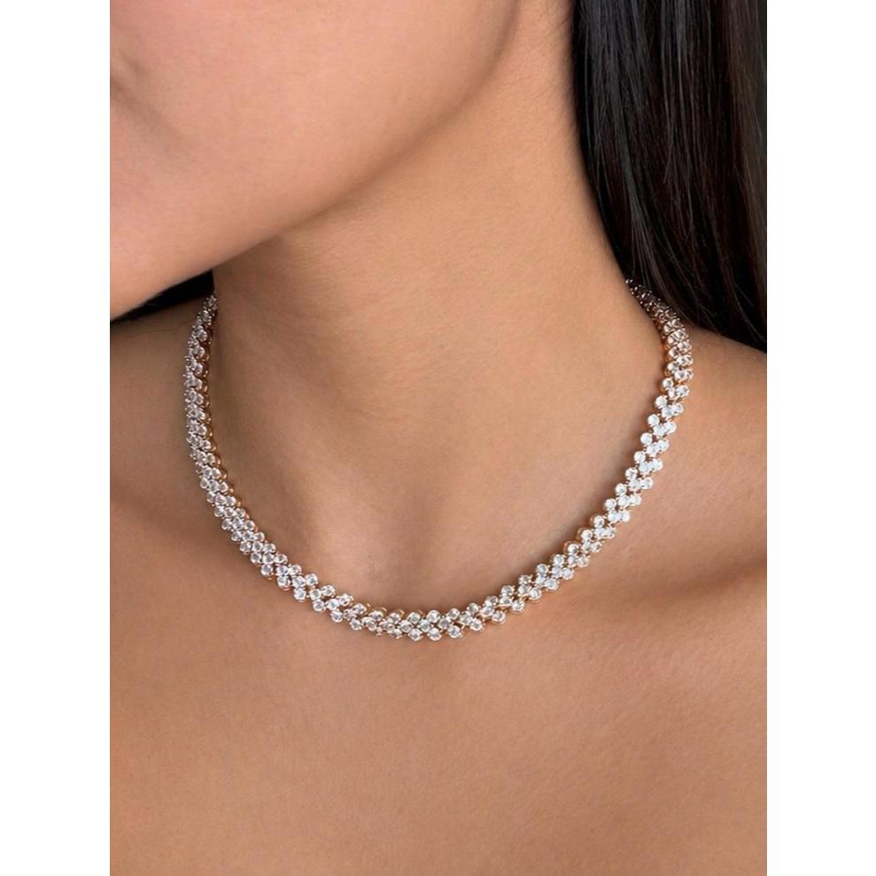 Colar Feminino Dourado Semijoia Cravejado com Zircônia Elegante Brilhante Luxo Brilho Pedraria Moda