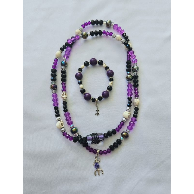 Guia fio cristais Pombagira roxo preto e caveiras Maria Mulambo Figueira Quitéria Farrapo Umbanda Candomblé Quimbanda