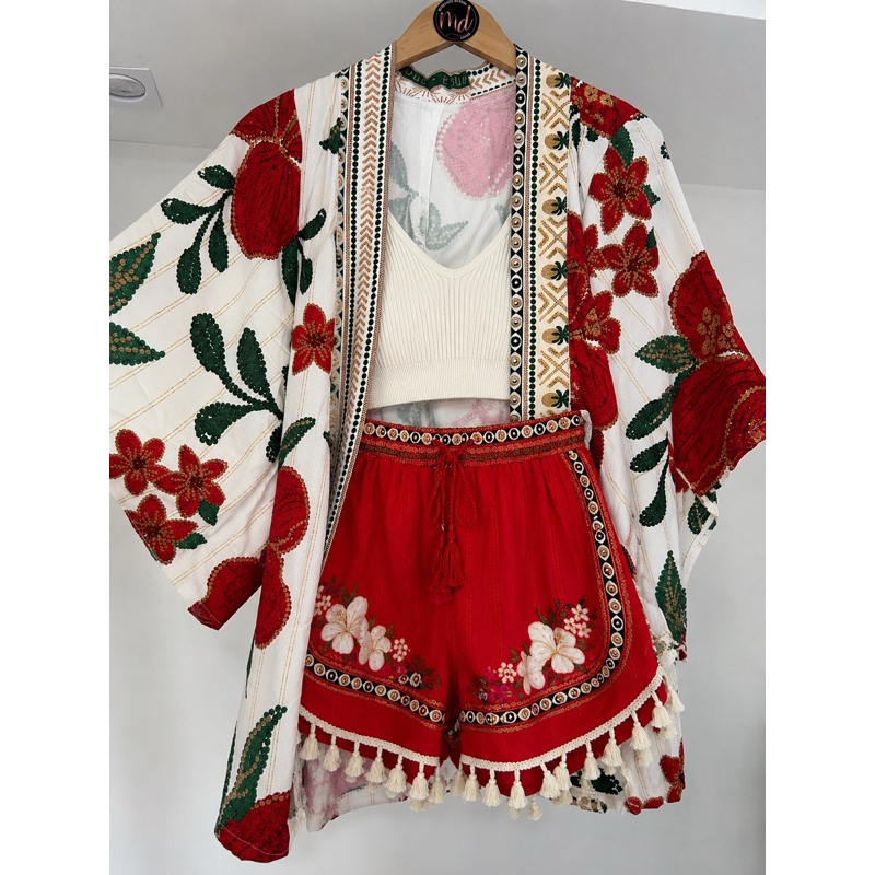 Conjunto short box pompom feminino com cropped ou kimono estampas variadas estampado floral viscose encorpada