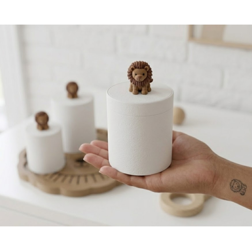 Kit Higiene Bebê Safári Leãozinho Trio Potes Organizadores Bandeja Rosto Leão Quarto Menino Enxoval Luxo Amigurumi 3D