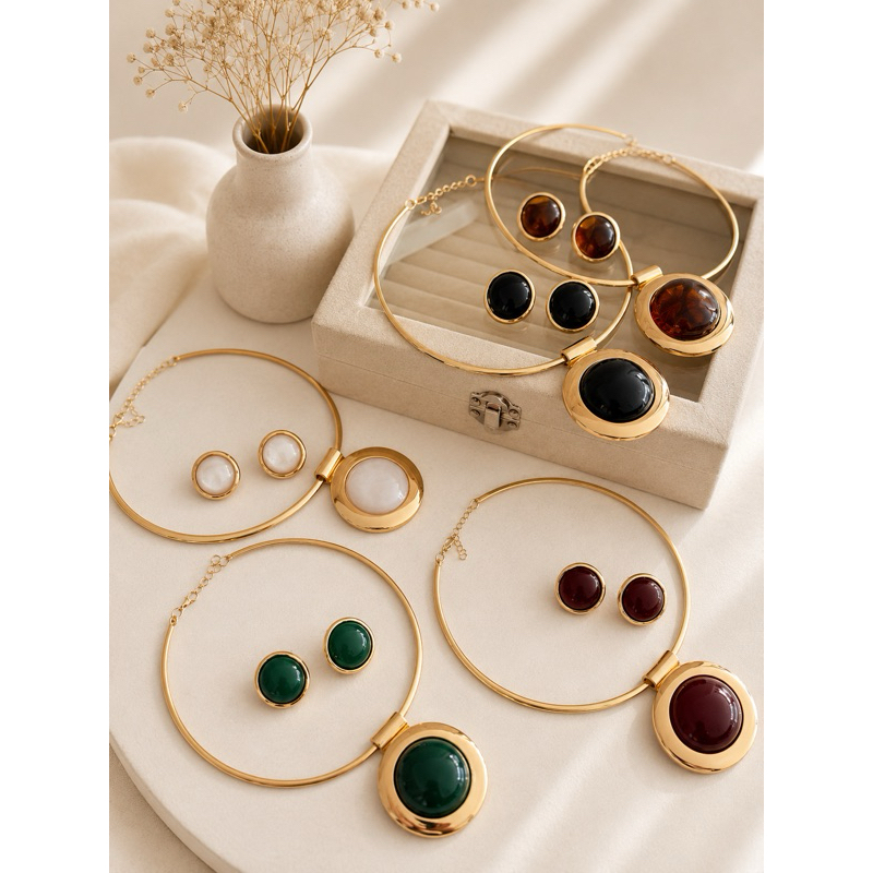Conjunto colar aro e brinco feminino liso em resina cores tendência