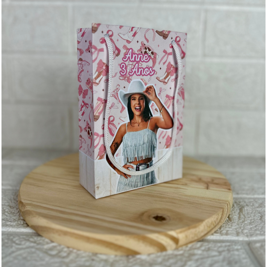 Sacolinha Surpresa ANA CASTELA BOIADEIRA  - Personalizados - Lembrancinha - Festa infantil - Aniversário / PEGUE E MONTE
