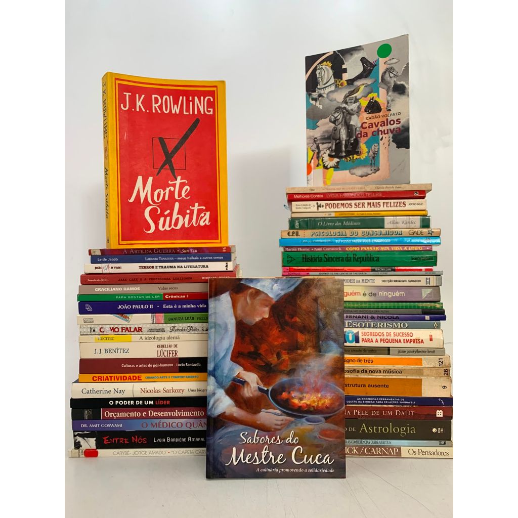 Livros Diversos de Títulos Aleatórios