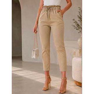 Calça Femenino capri com algodão e cotton detalhes em botões nas laterais