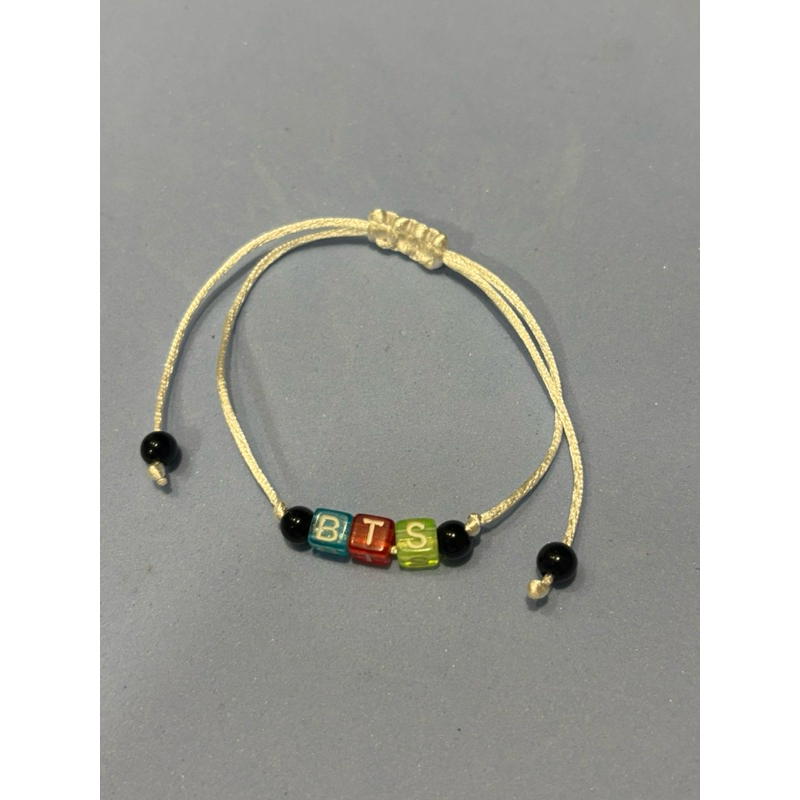 pulseira ajustável BTS