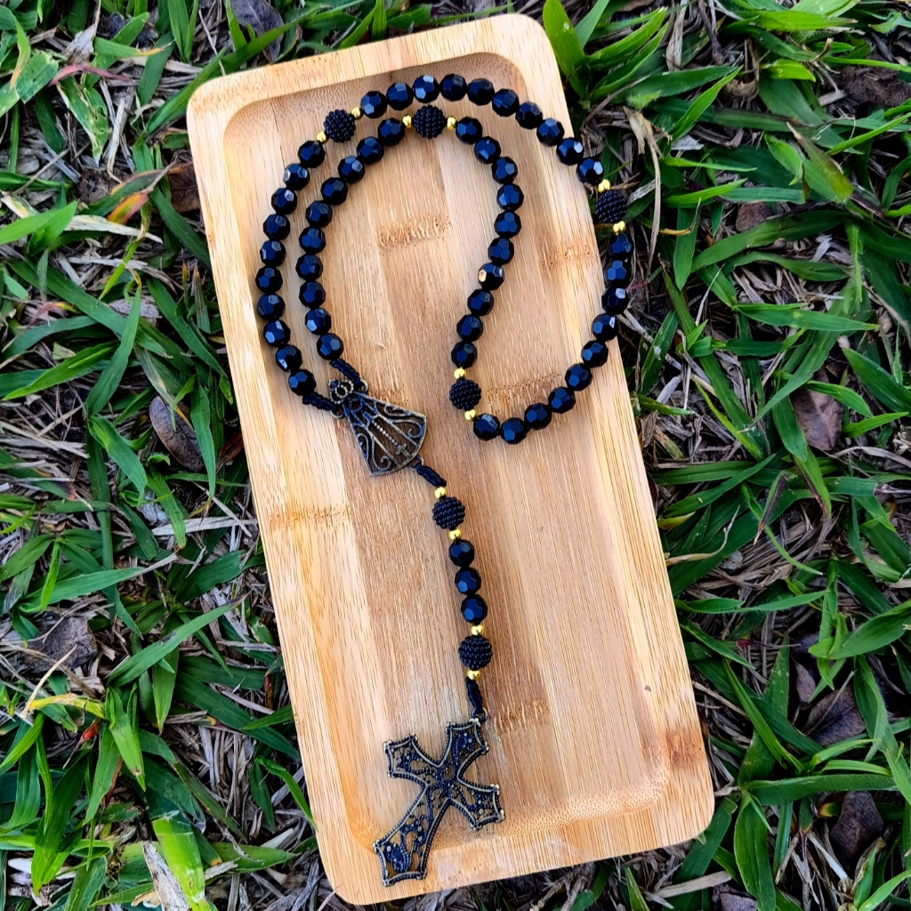 Terço Nossa Senhora Aparecida Preto | Cristais Facetados | Cruz e Medalha | Terço Católico Artesanal para Oração e Prese