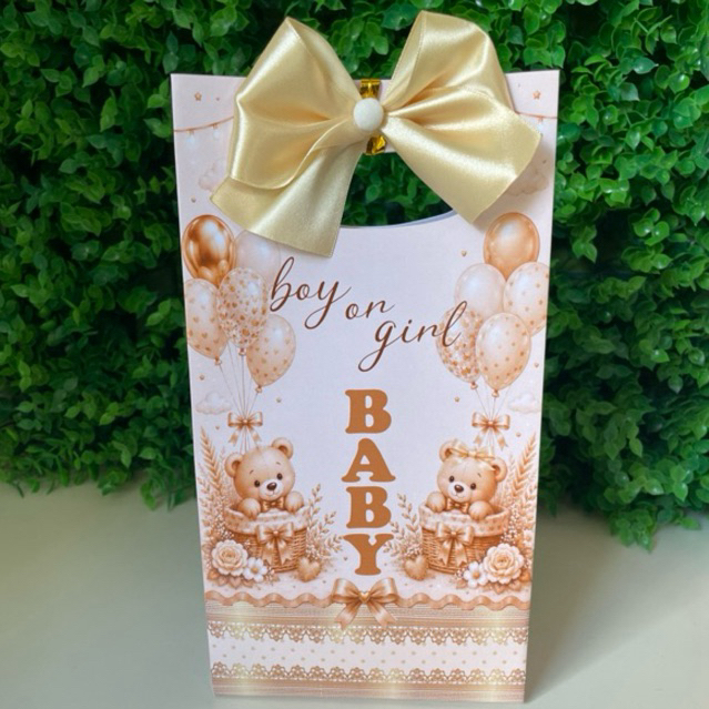 Sacolinha Surpresa Personalizada para Chá Revelação Bebê Ursinho  Bege Dourado Neutro  PEGUE E MONTE