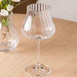 Taça Iduna Optic 580ml Cristal Ecológico Lyor Wine Mesa Posta Jantar e Receber Qualidade Elegância Degustação Canelada