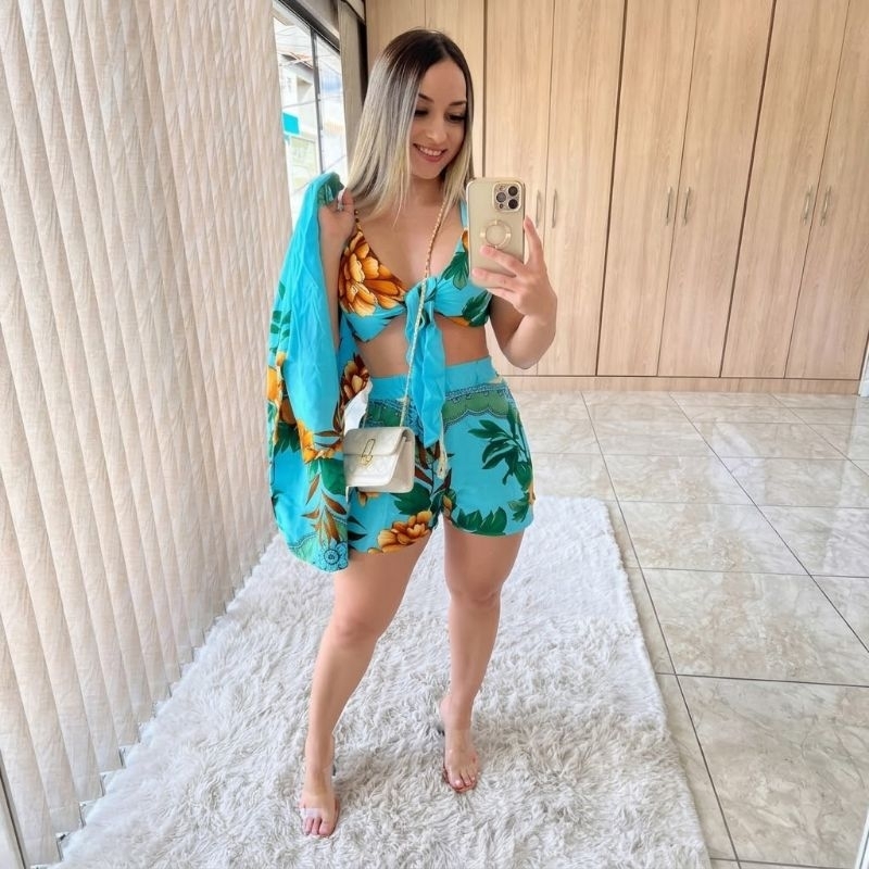 Conjunto Feminino 3 Peças Kimono short  Cropped com Bojo Estampas Variadas e Xadrez