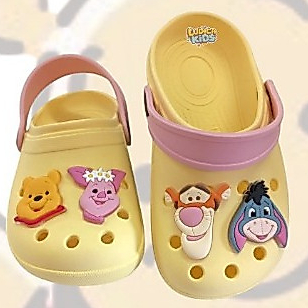 SANDALIA FECHADA INFANTIL BABUCHE URSINHO POOH LEVE MACIA CONFORTAVEL FLEXIVEL DIA DIA INVERNO VERAO